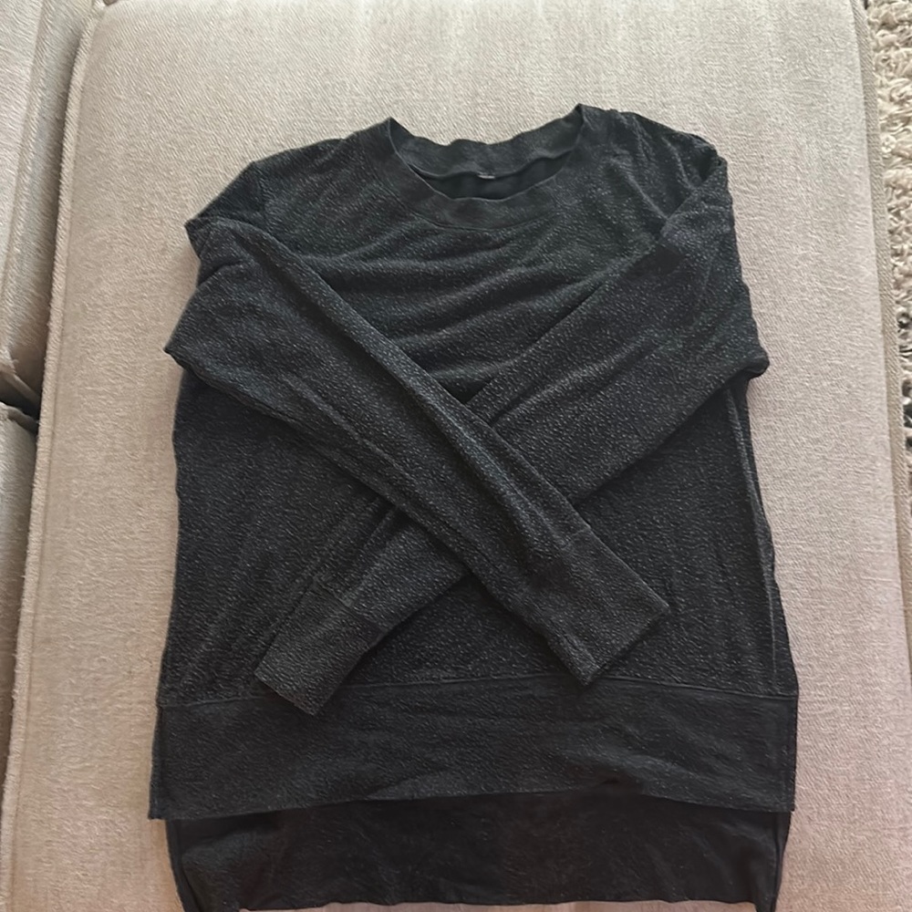 Alo yoga pullover (medium)